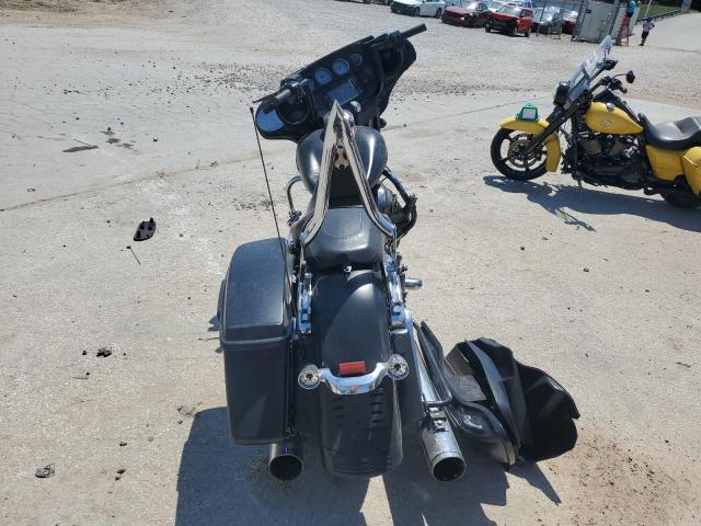 2016 HARLEY-DAVIDSON FLHX STREE - 1HD1KBM15GB679550