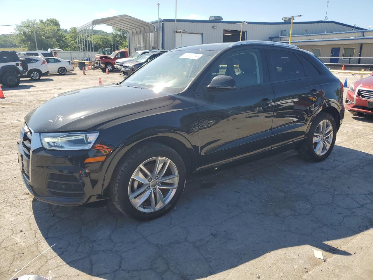 WA1BCCFS5HR015573 2017 Audi Q3 Premium