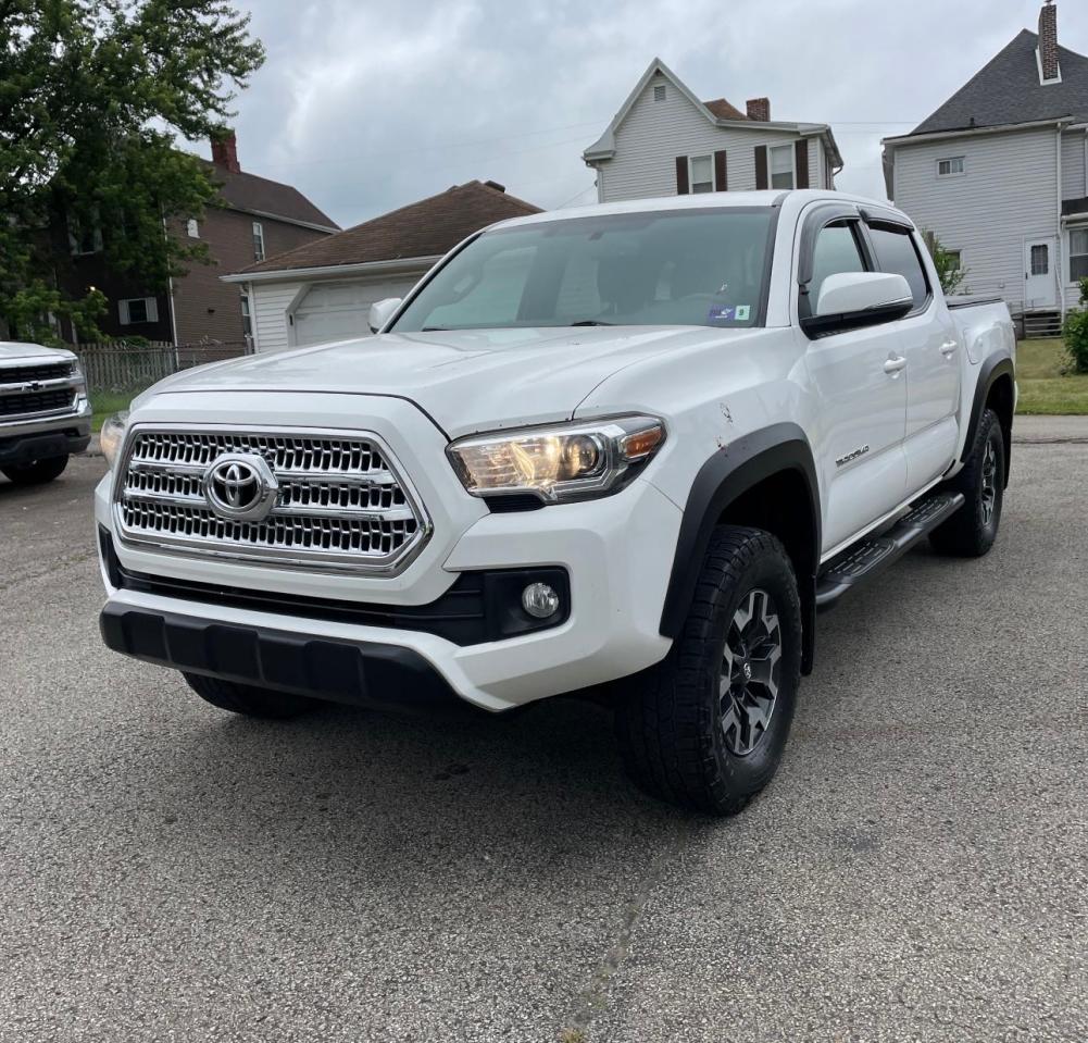 2017 Toyota Tacoma Double Cab vin: 3TMCZ5AN0HM113580