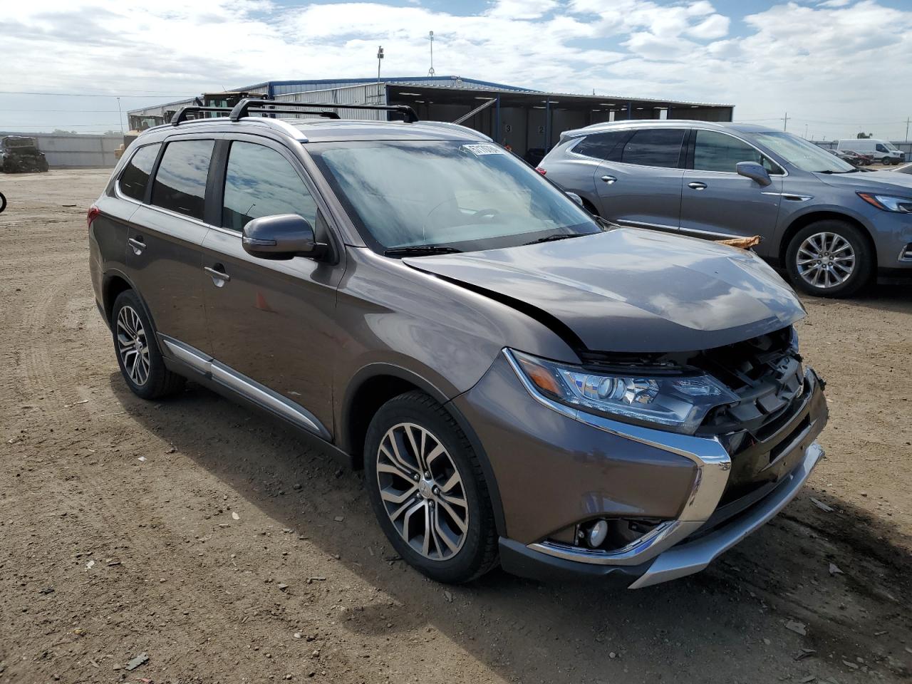 2017 Mitsubishi Outlander Se vin: JA4AZ3A37HZ040100