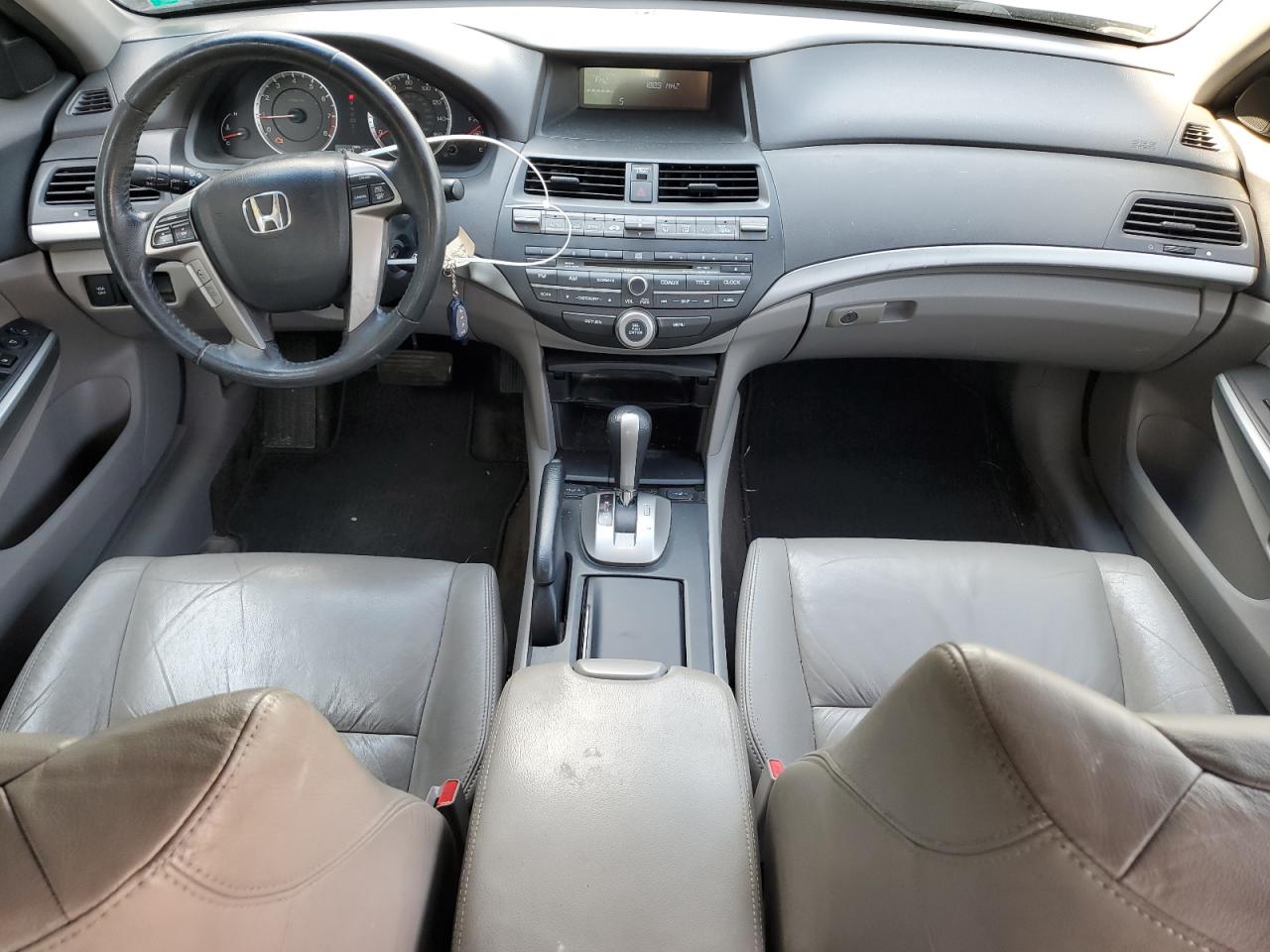 5KBCP3F83AB013952 2010 Honda Accord Exl