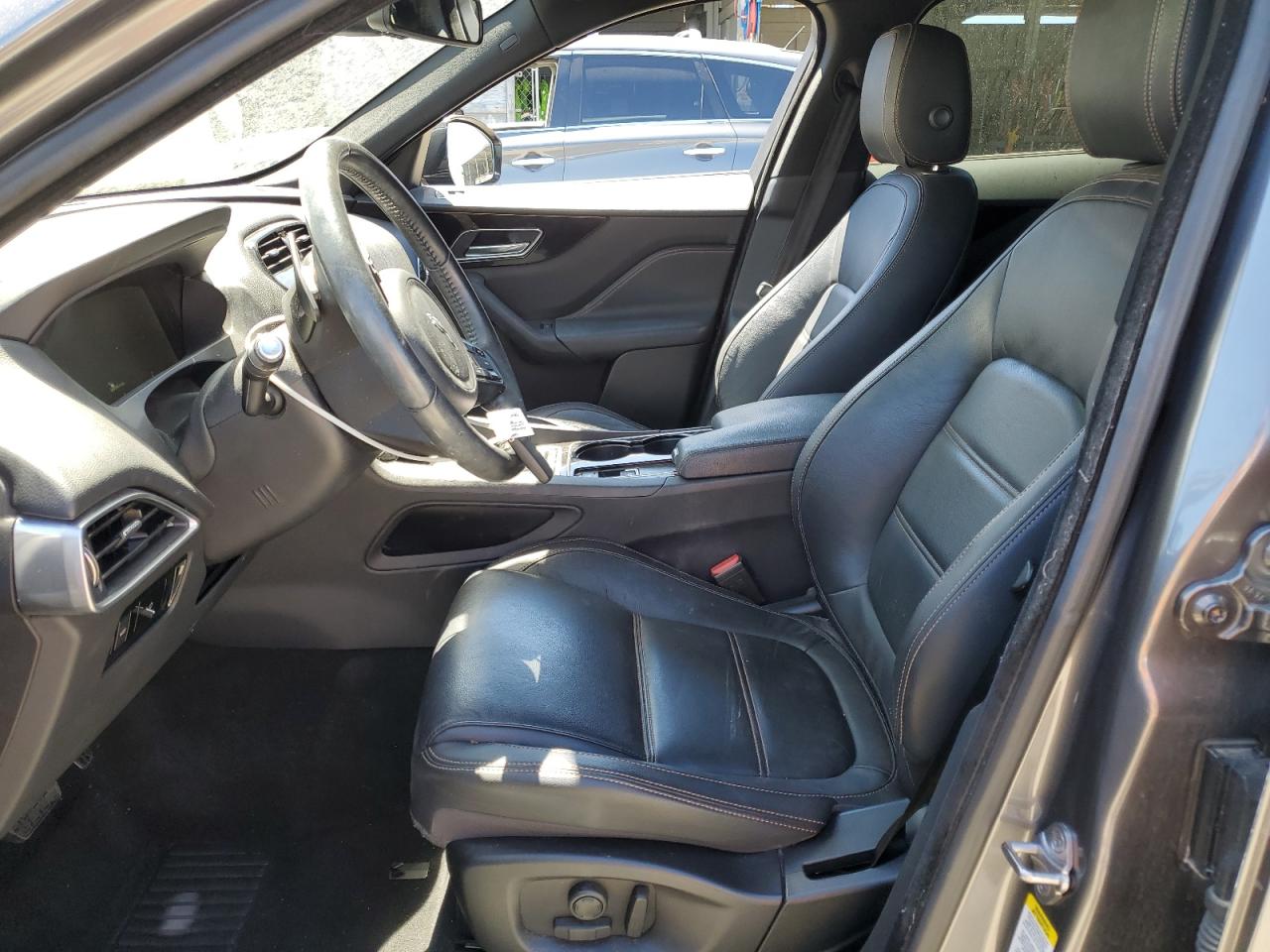 SADCK2BV0HA069535 2017 Jaguar F-Pace Prestige
