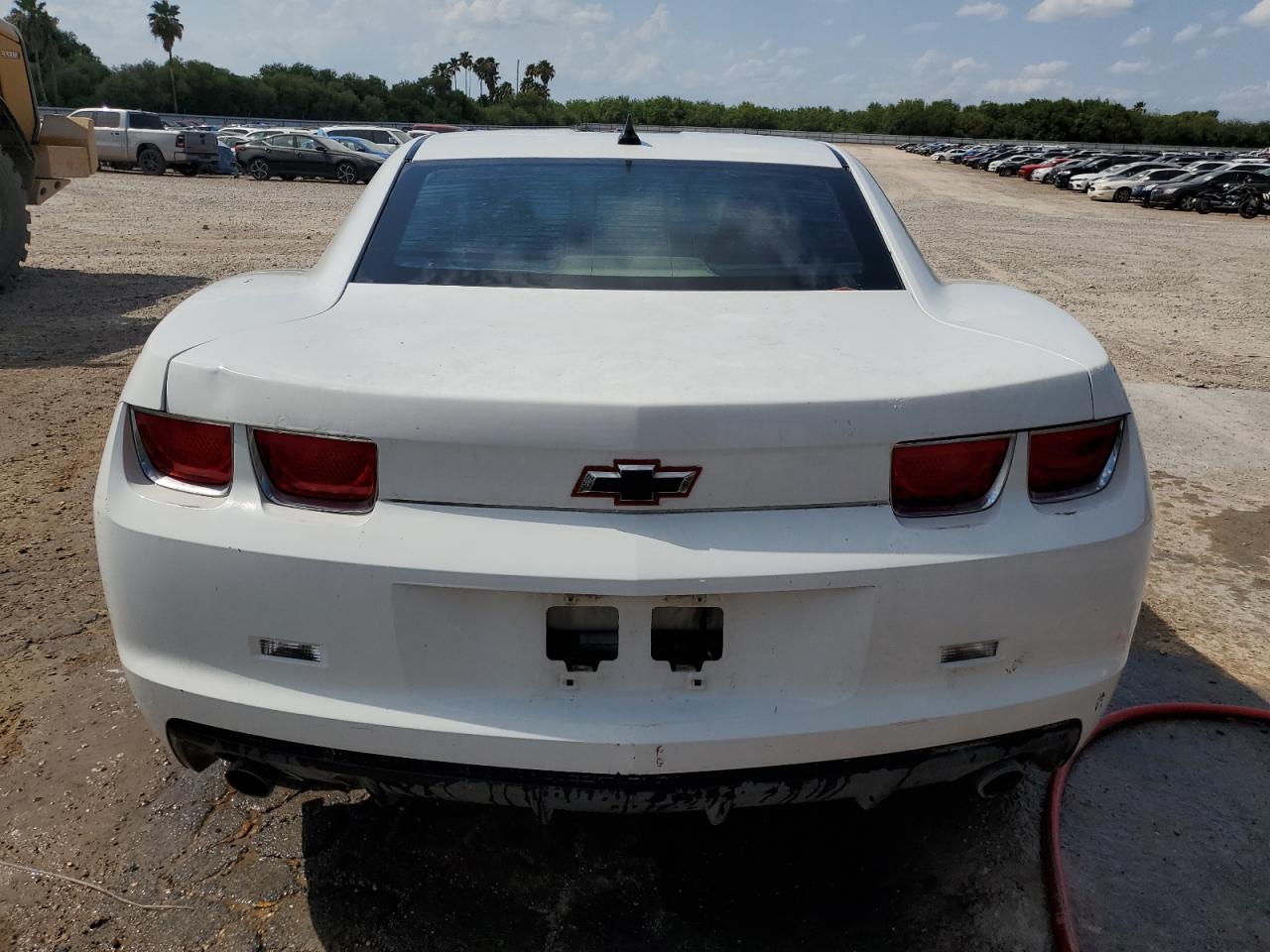 2G1FA1ED3B9131398 2011 Chevrolet Camaro Ls