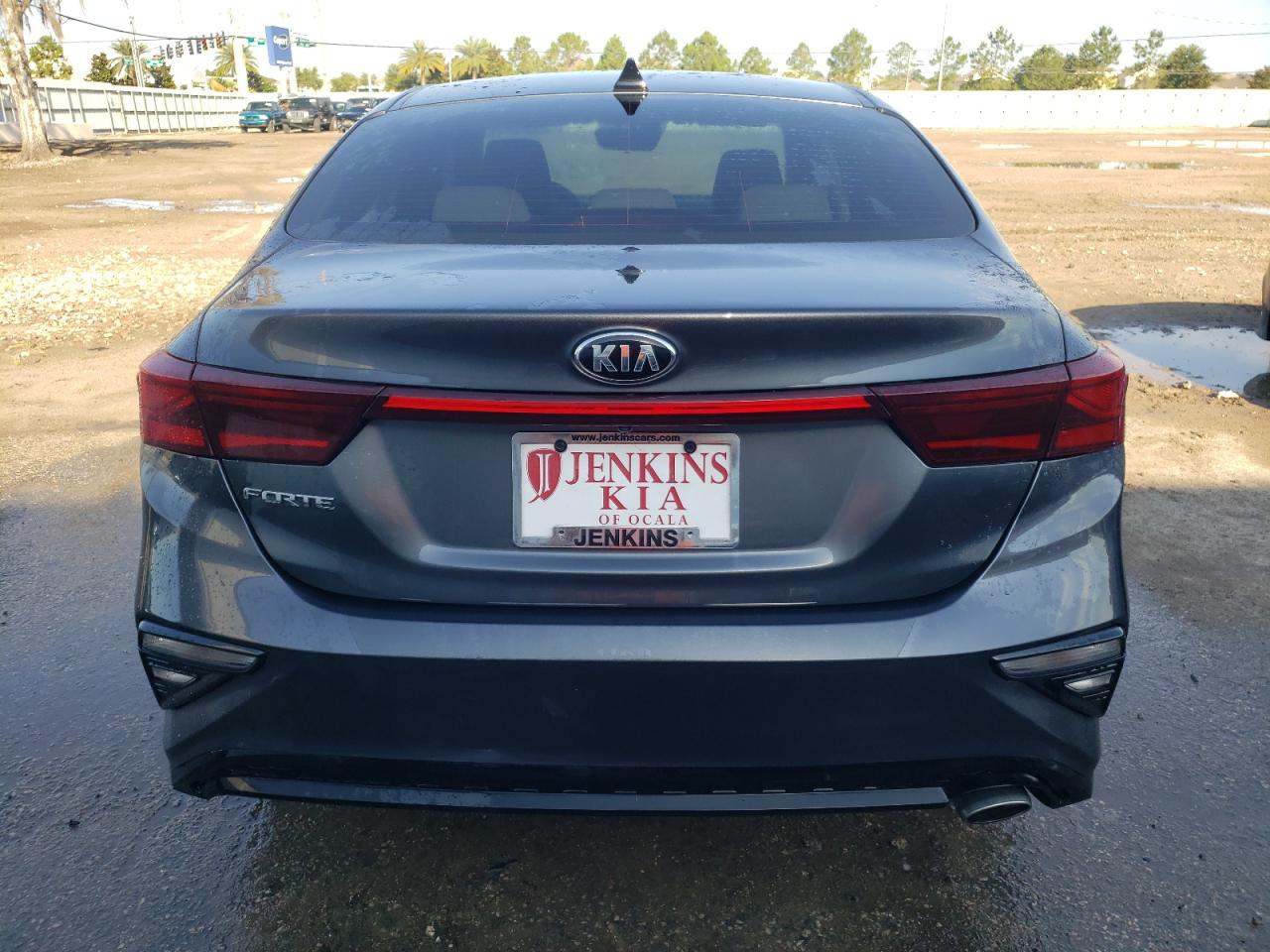 3KPF24AD7KE120563 2019 Kia Forte Fe