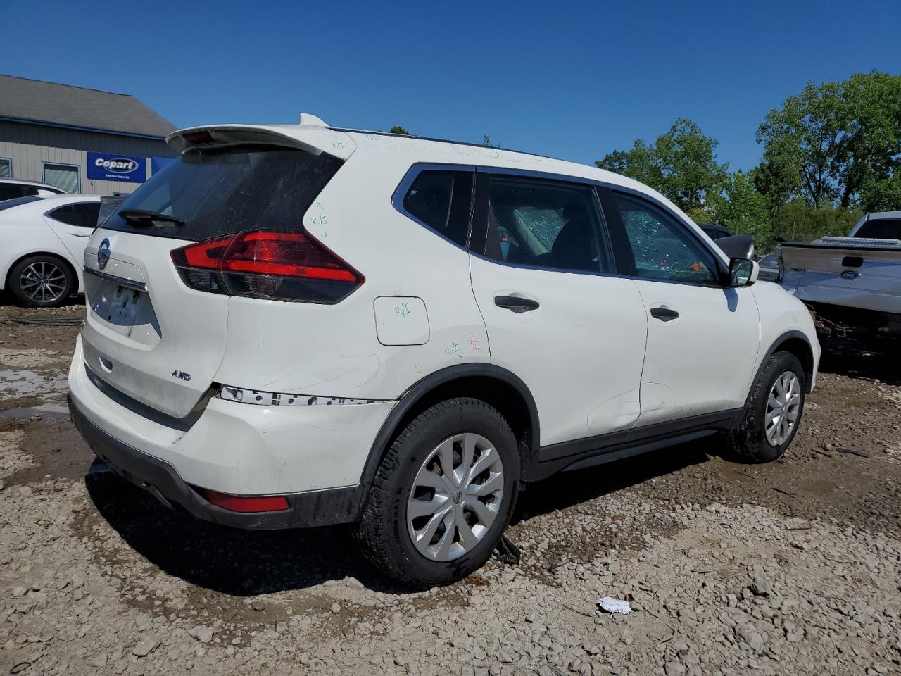 KNMAT2MVXHP615025 NISSAN ROGUE 2017