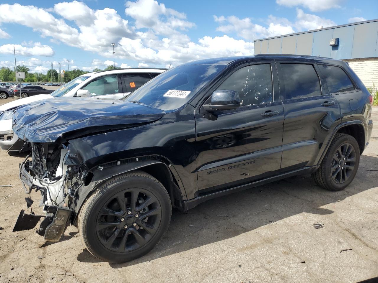 1C4RJFAG8JC164793 2018 Jeep Grand Cherokee Laredo