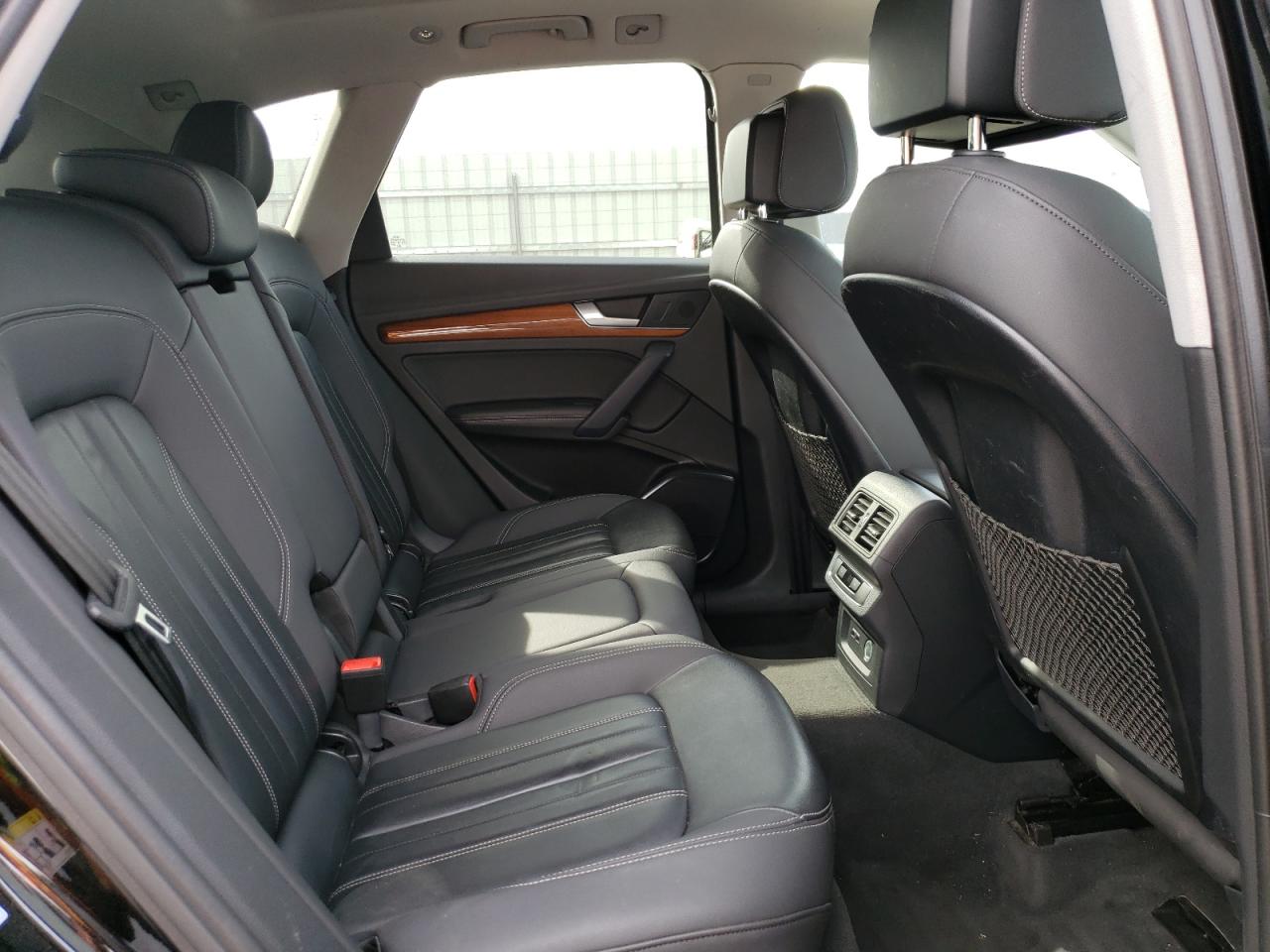 WA1BAAFYXM2013805 2021 Audi Q5 Premium Plus