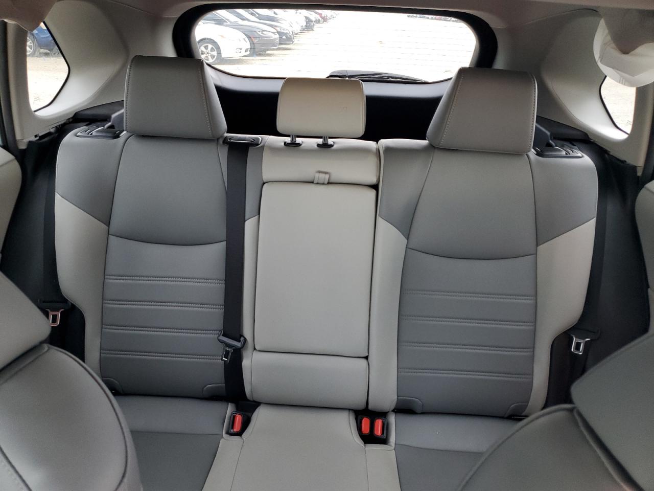 2T3C1RFV1NW220249 2022 Toyota Rav4 Xle Premium