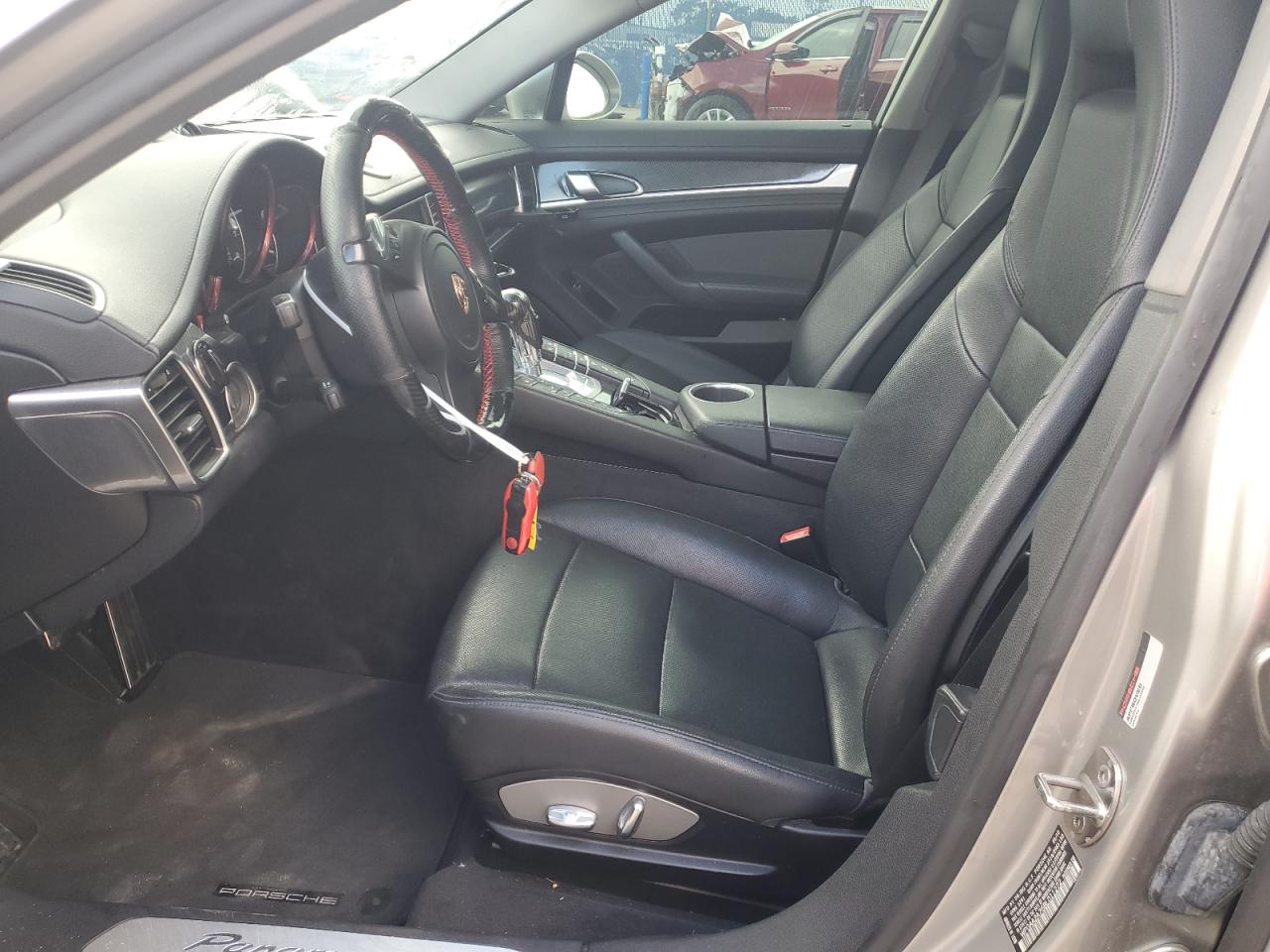 WP0AA2A76BL011272 2011 Porsche Panamera 2