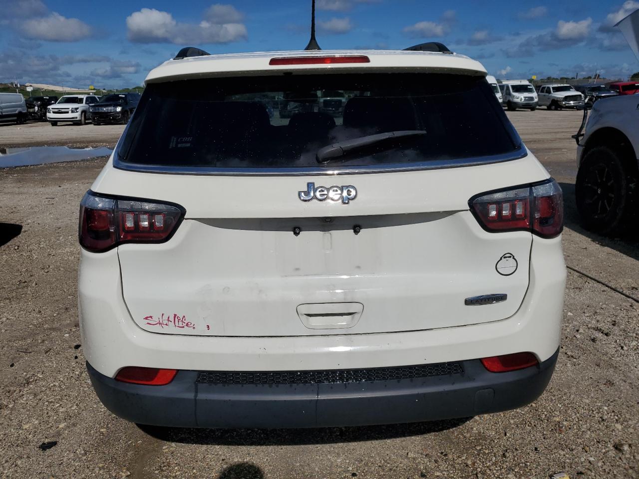 3C4NJCBB5KT832216 2019 Jeep Compass Latitude