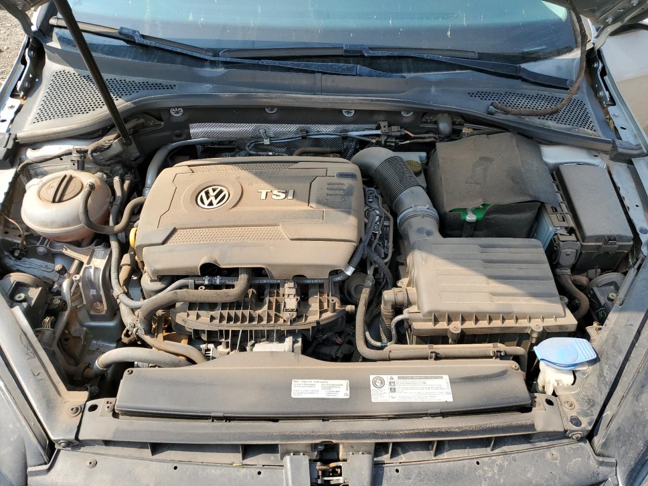 3VW217AU2HM023785 2017 Volkswagen Golf S