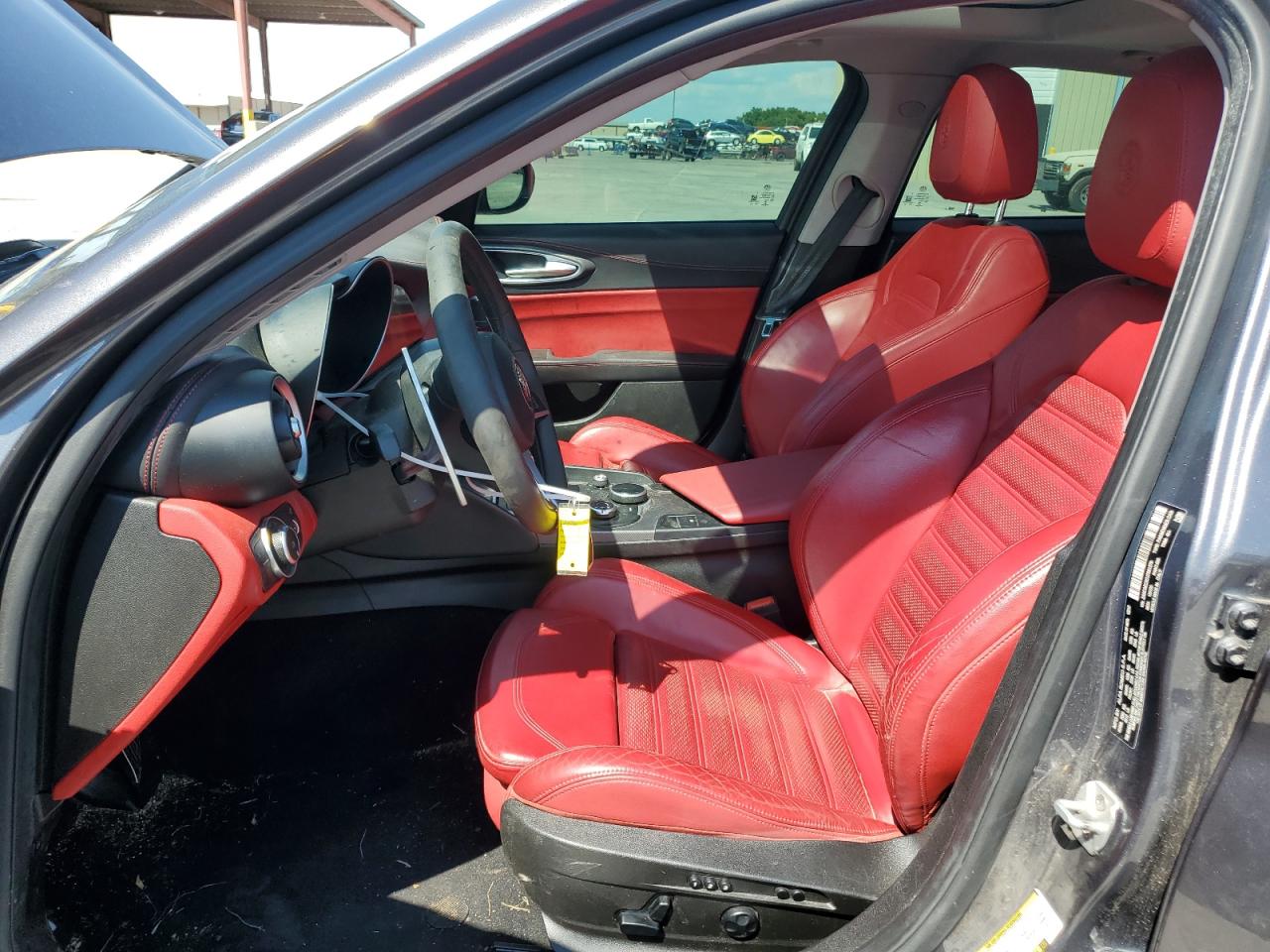 ZARFAECN7J7581376 2018 Alfa Romeo Giulia Ti