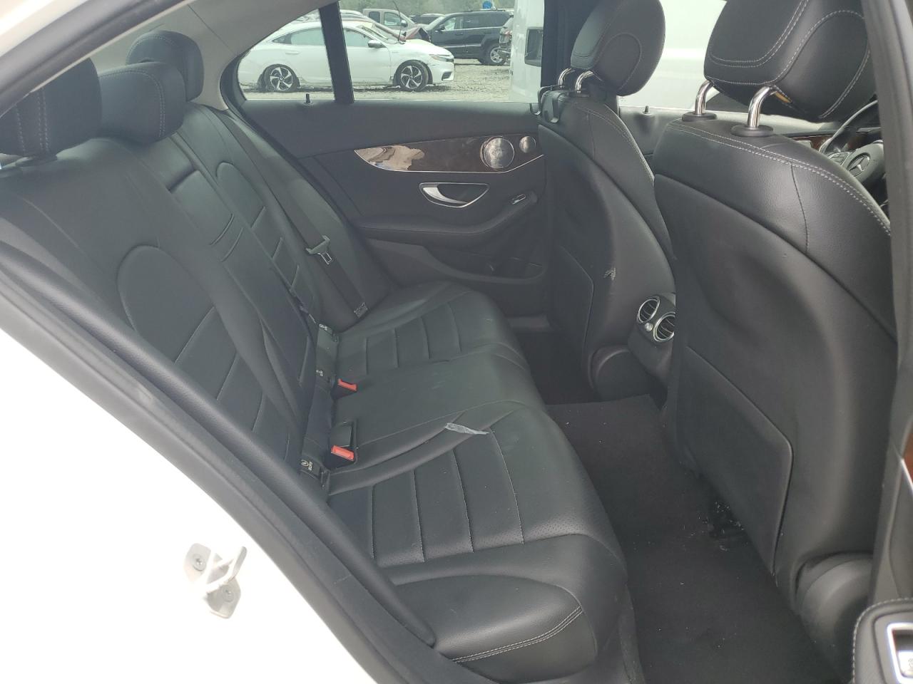 55SWF4KB1GU157271 2016 Mercedes-Benz C 300 4Matic