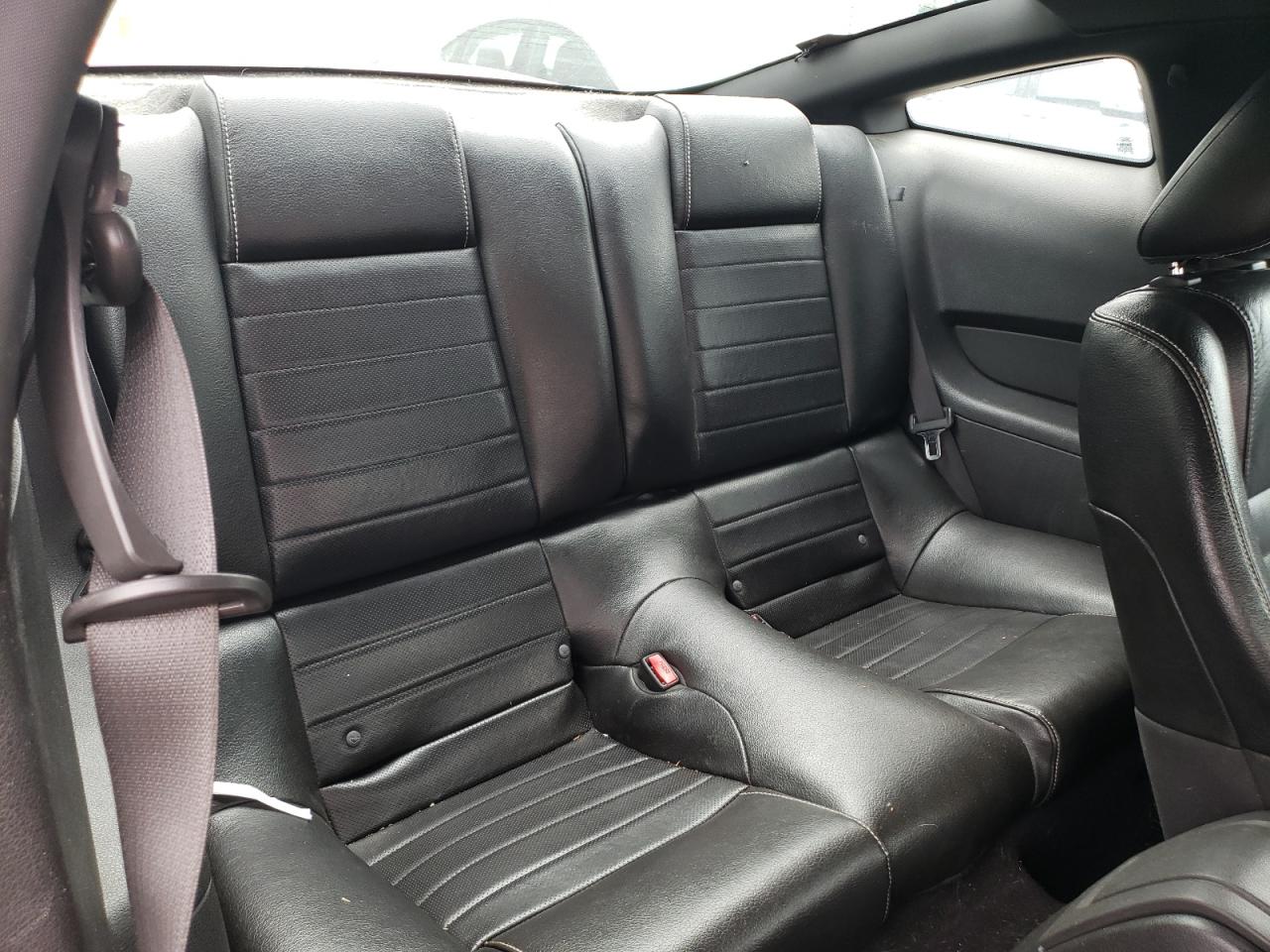 1ZVBP8AN1A5105516 2010 Ford Mustang