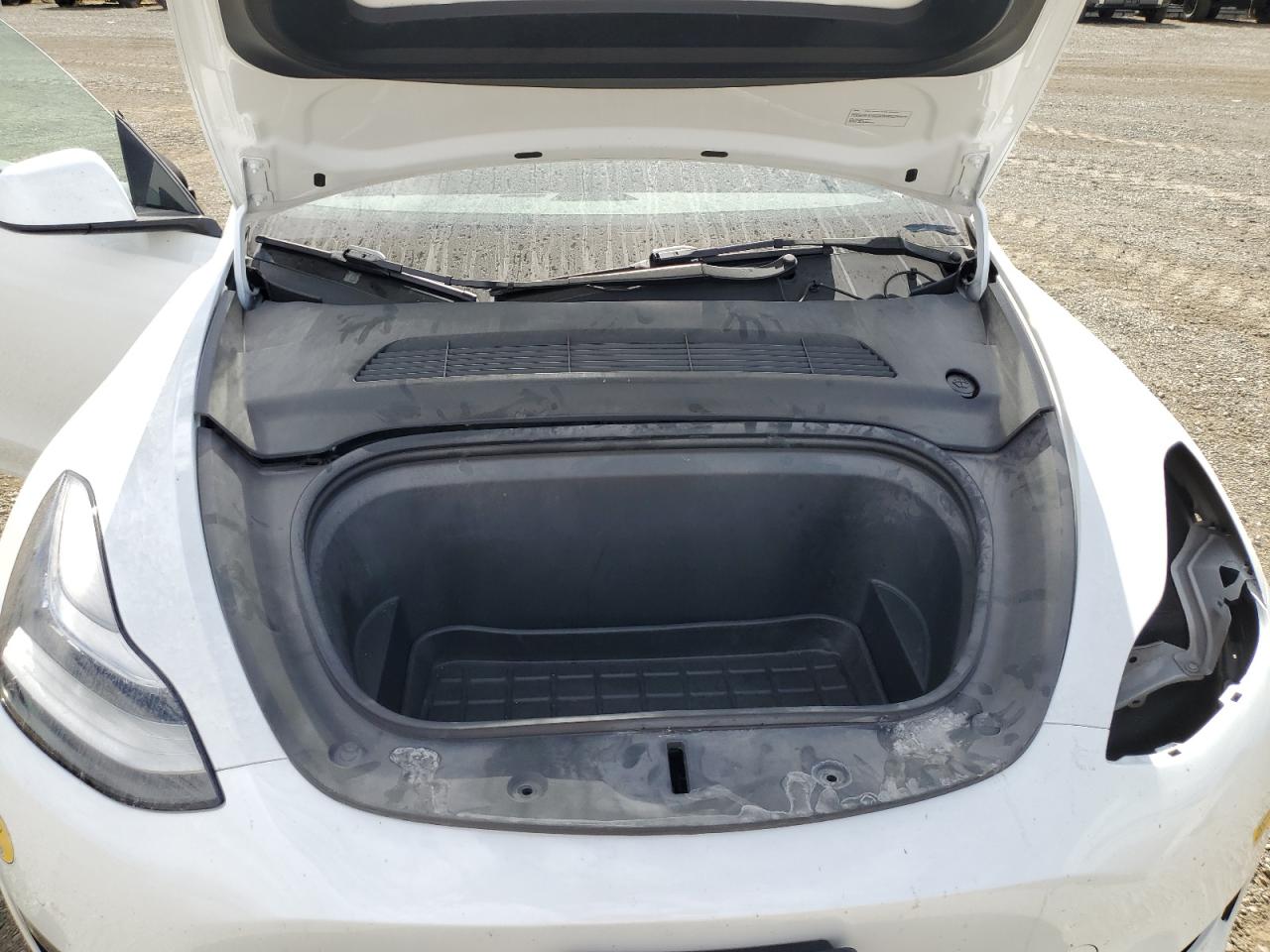 7SAYGDEE3NF320595 2022 Tesla Model Y