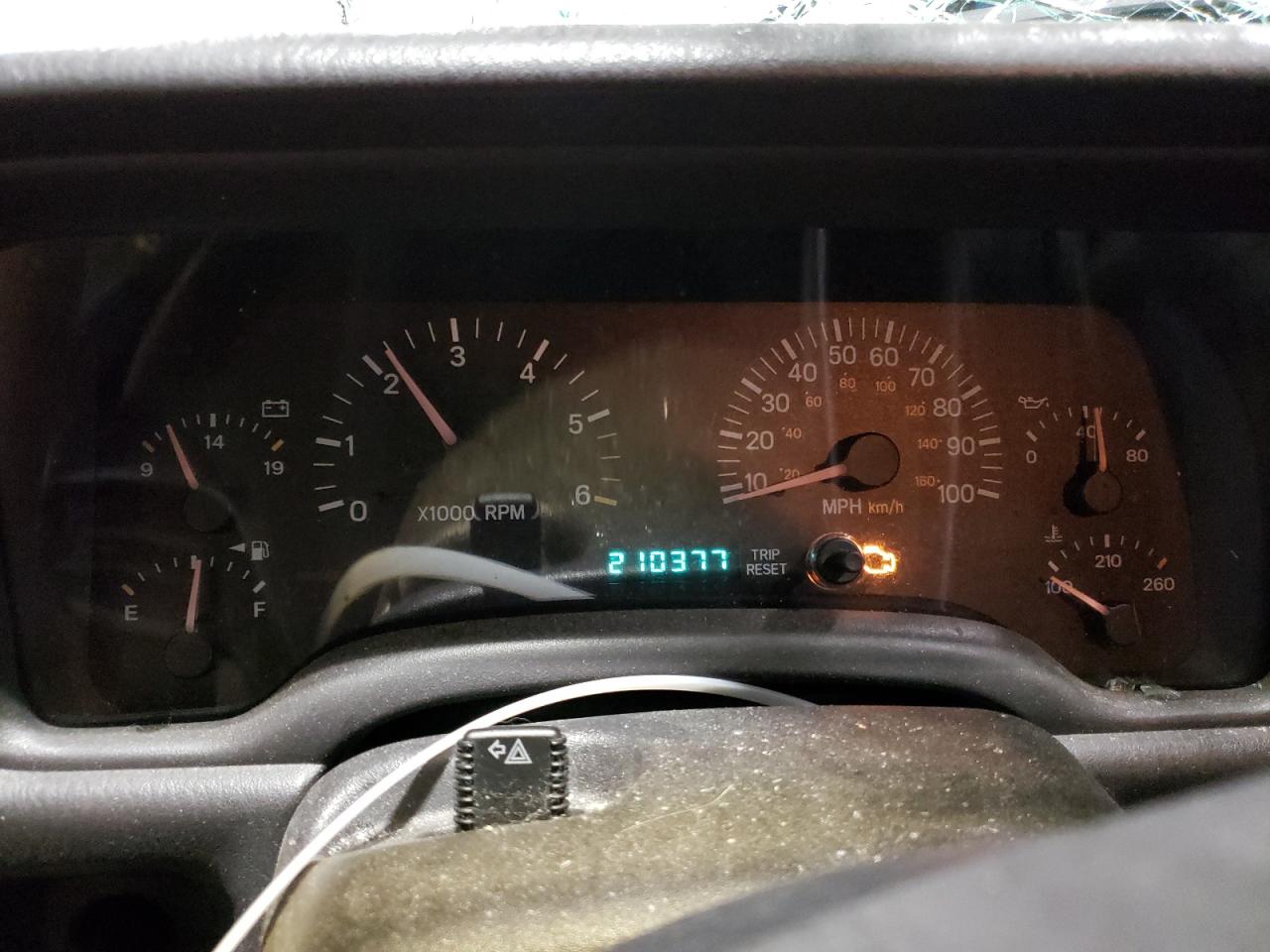 1J4FF48S81L526103 2001 Jeep Cherokee Sport