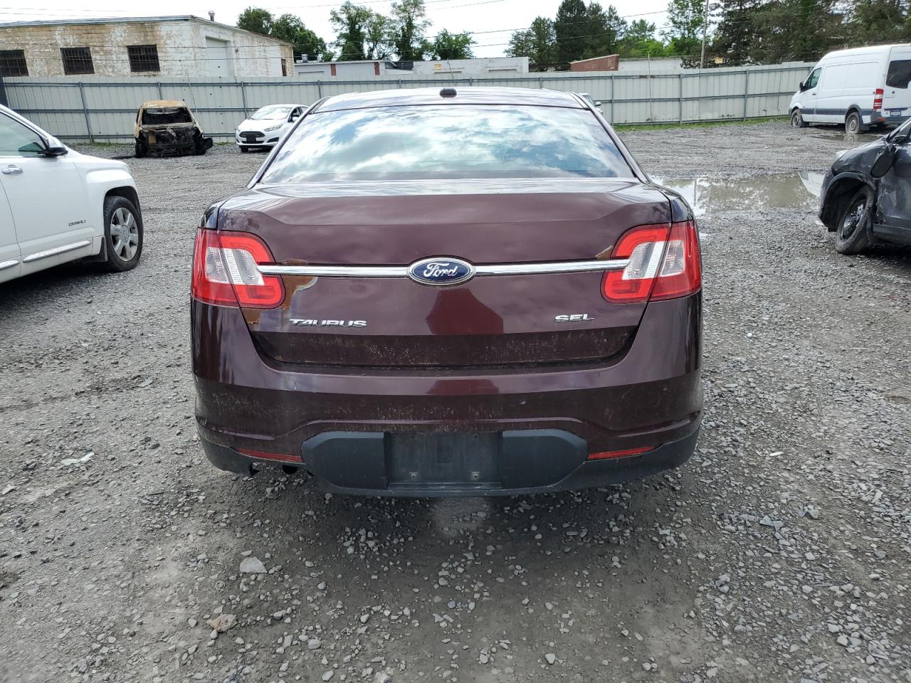 1FAHP2EW8CG132125 2012 Ford Taurus Sel