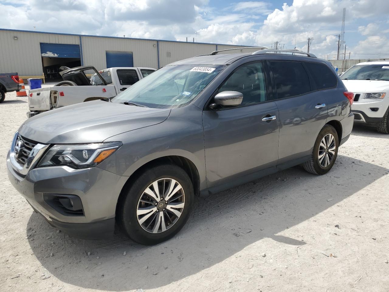 5N1DR2MN5HC601371 NISSAN PATHFINDER 2017