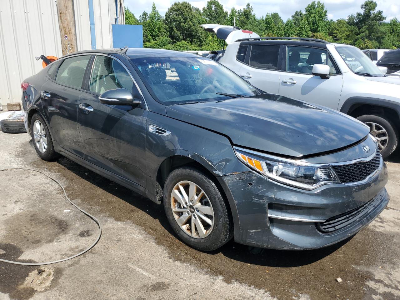 2016 Kia Optima Lx vin: KNAGT4L35G5082174