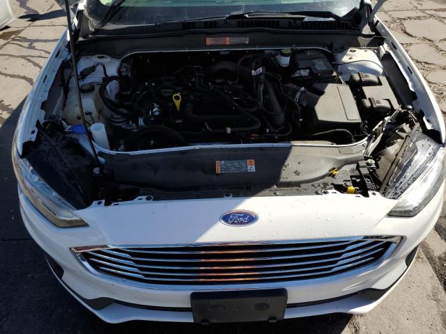 3FA6P0HD8LR136142 Ford Fusion SE 11