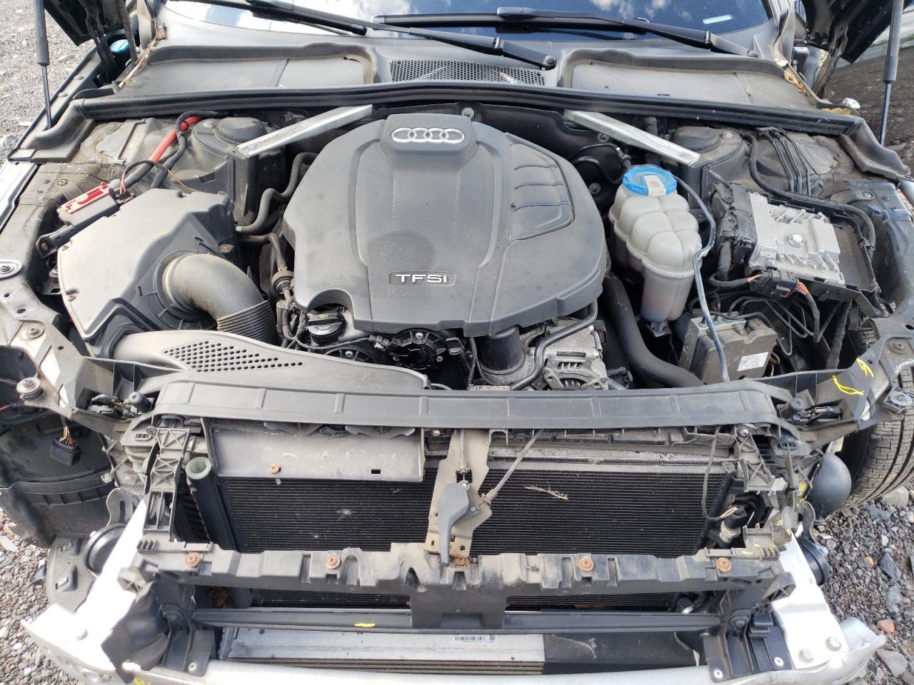 WAUDNAF41HN049545 2017 Audi A4 Premium