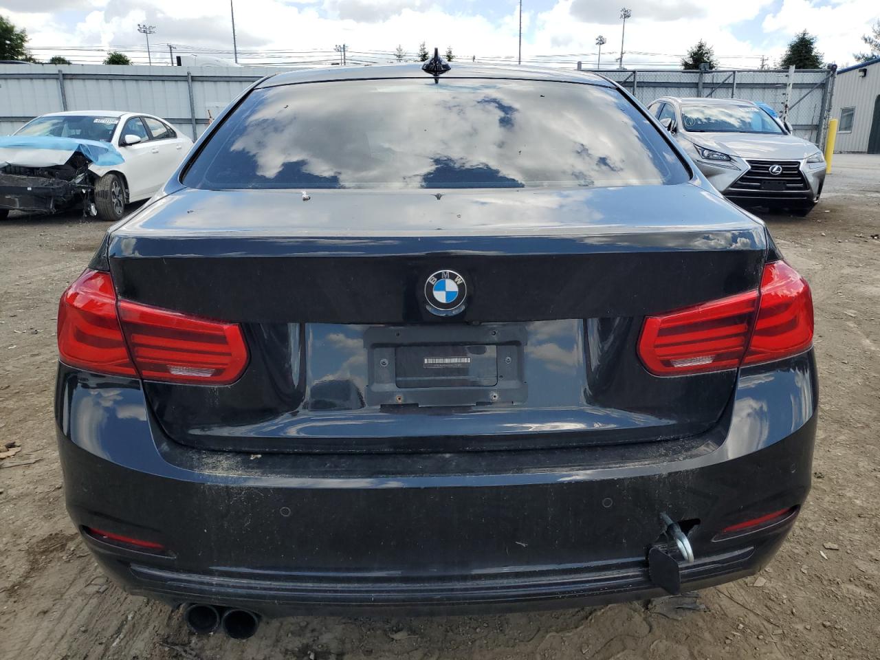 WBA8D9G57HNU59082 2017 BMW 330 Xi