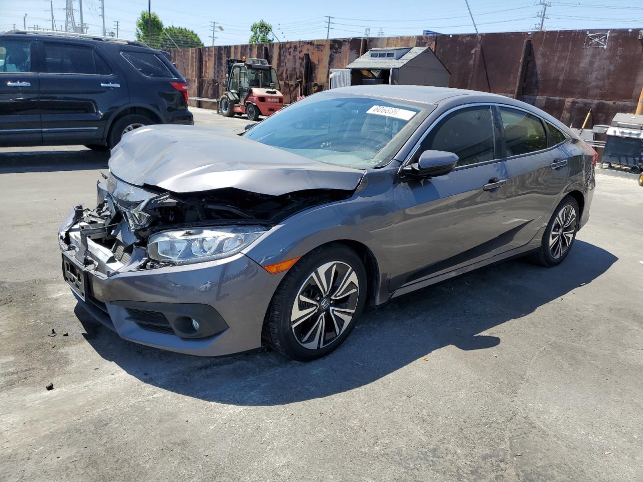 2018 Honda Civic Ex vin: JHMFC1F31JX033766