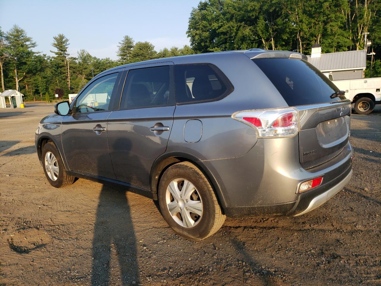 2015 Mitsubishi Outlander Es vin: JA4AD2A36FZ005151