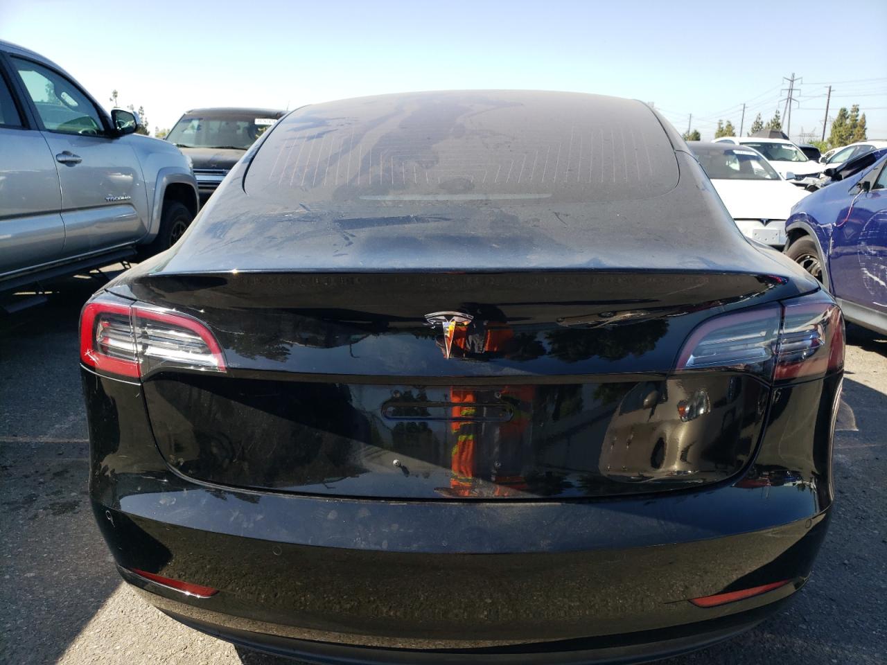 2018 Tesla Model 3 vin: 5YJ3E1EA3JF176274