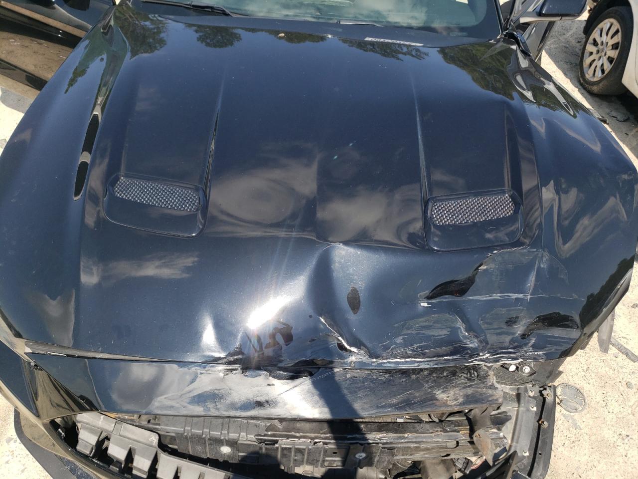 1FATP8UHXJ5125167 2018 Ford Mustang