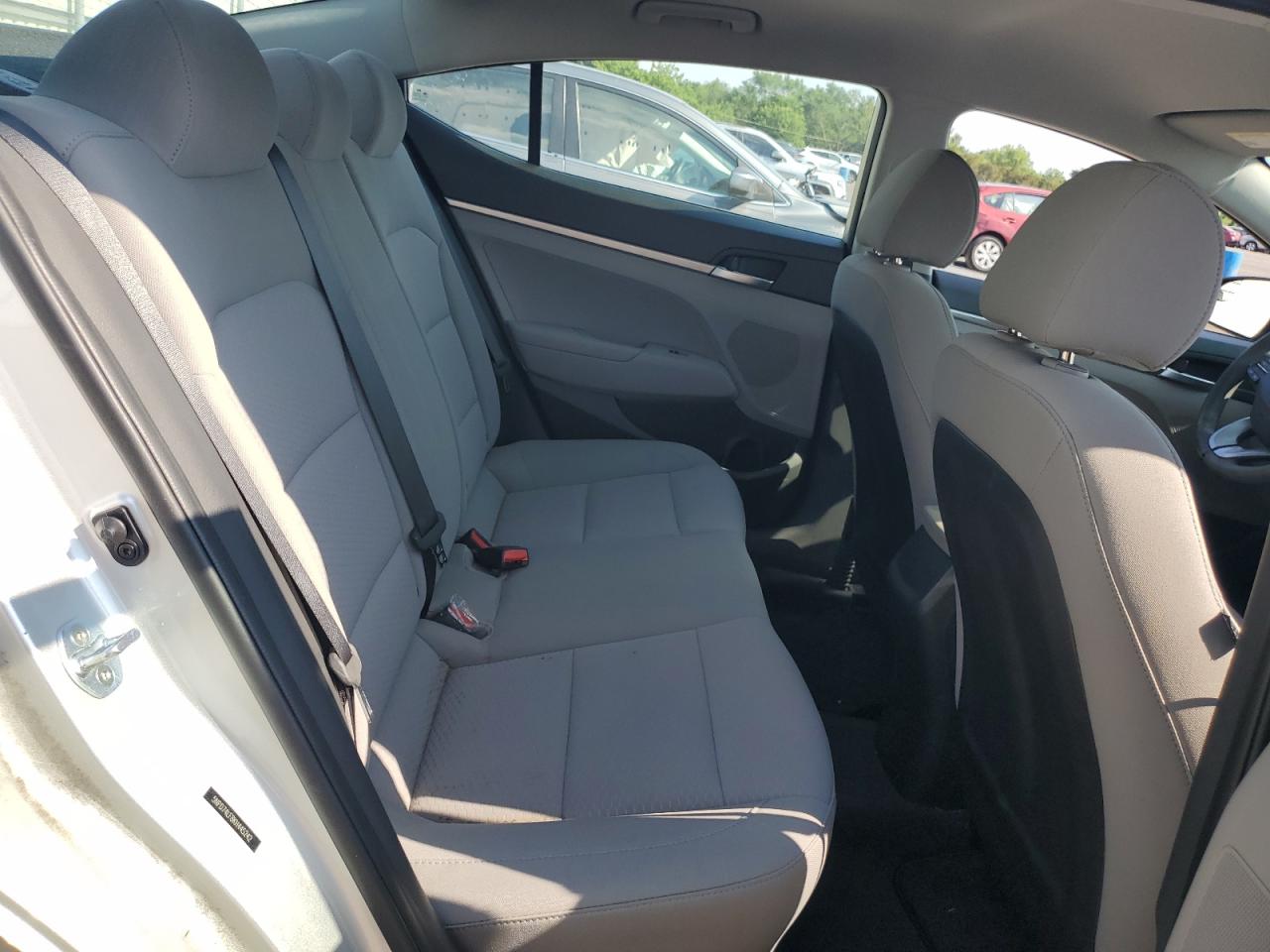 5NPD74LF8KH445242 2019 Hyundai Elantra Se