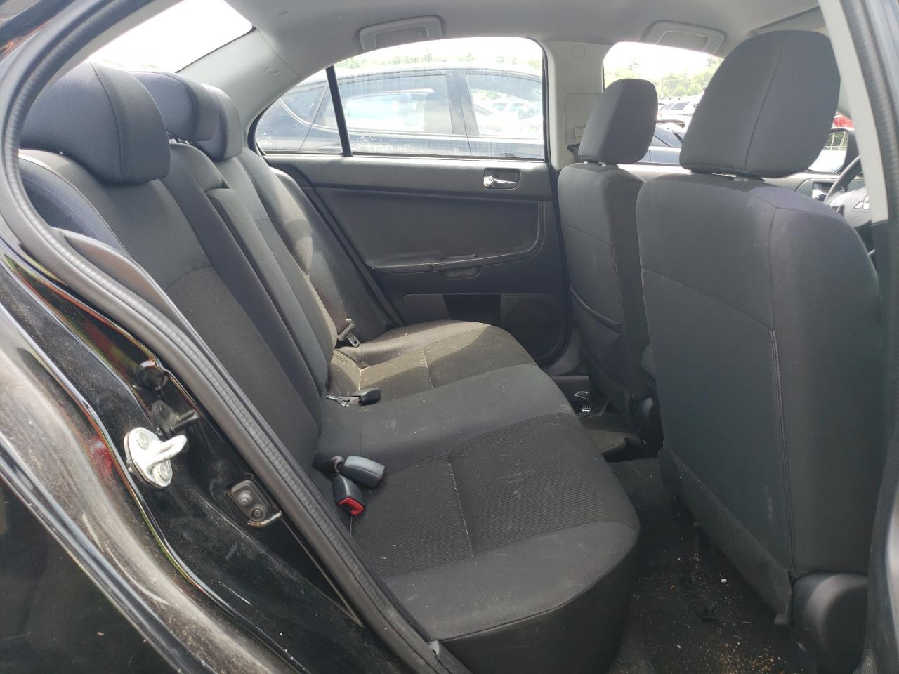 JA32U2FU5GU008163 2016 Mitsubishi Lancer Es