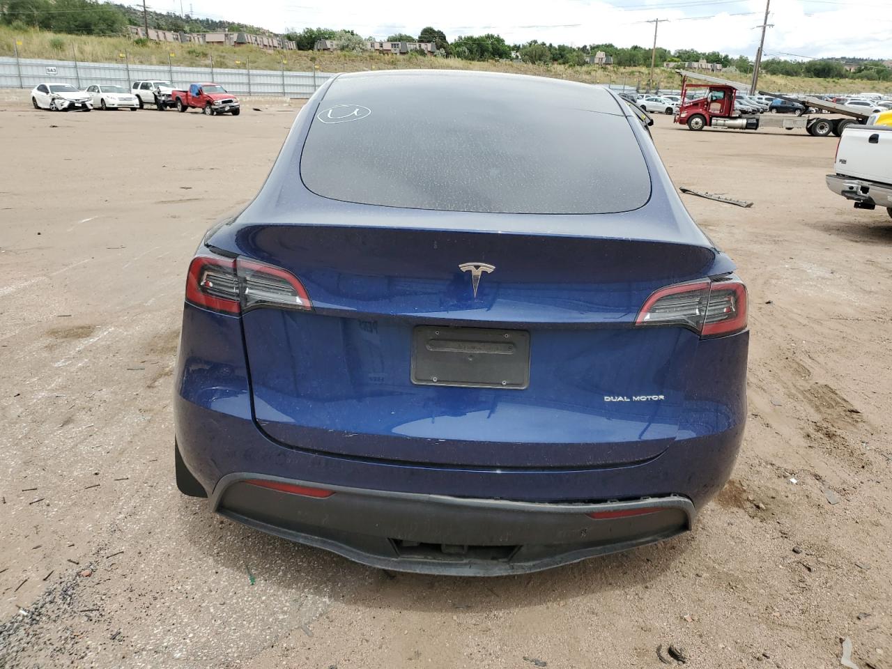 7SAYGDEE2PF855274 2023 Tesla Model Y