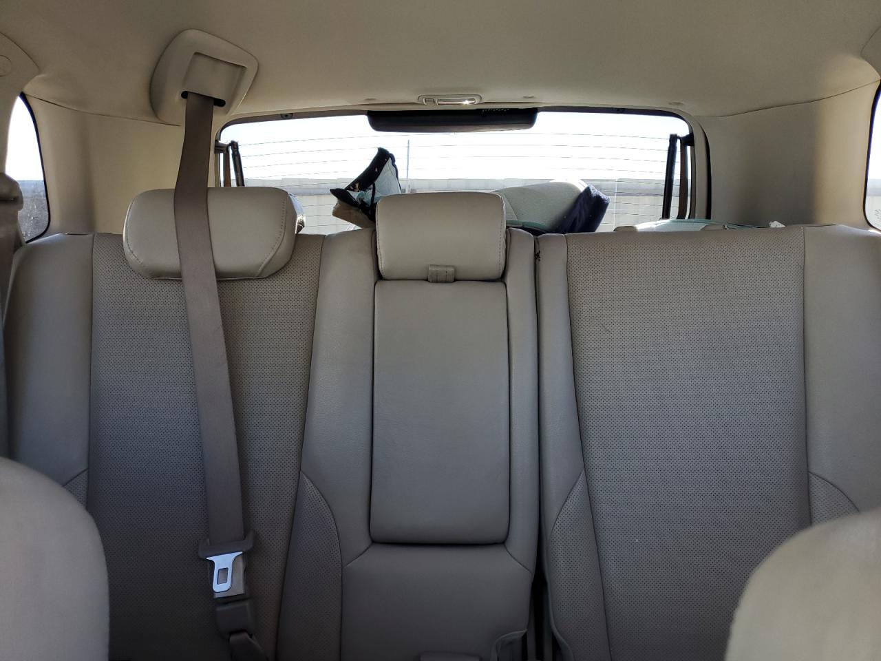 KM8JN72D15U077860 2005 Hyundai Tucson Gls