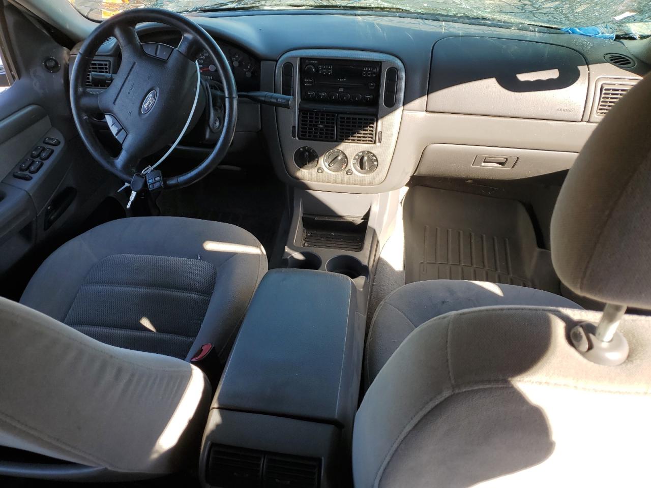 1FMZU63K84ZA17766 2004 Ford Explorer Xlt