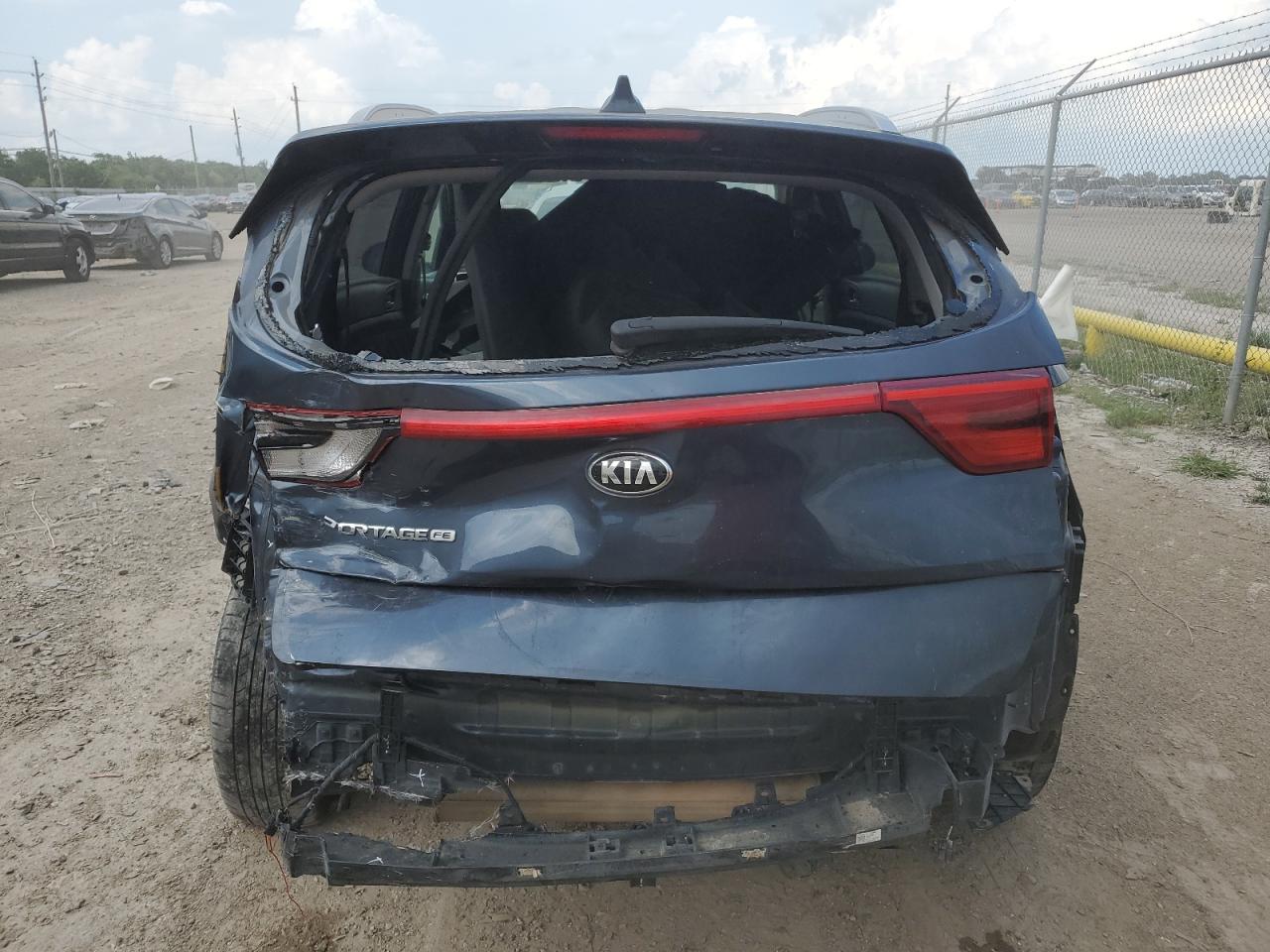 KNDPM3AC0J7418452 2018 Kia Sportage Lx