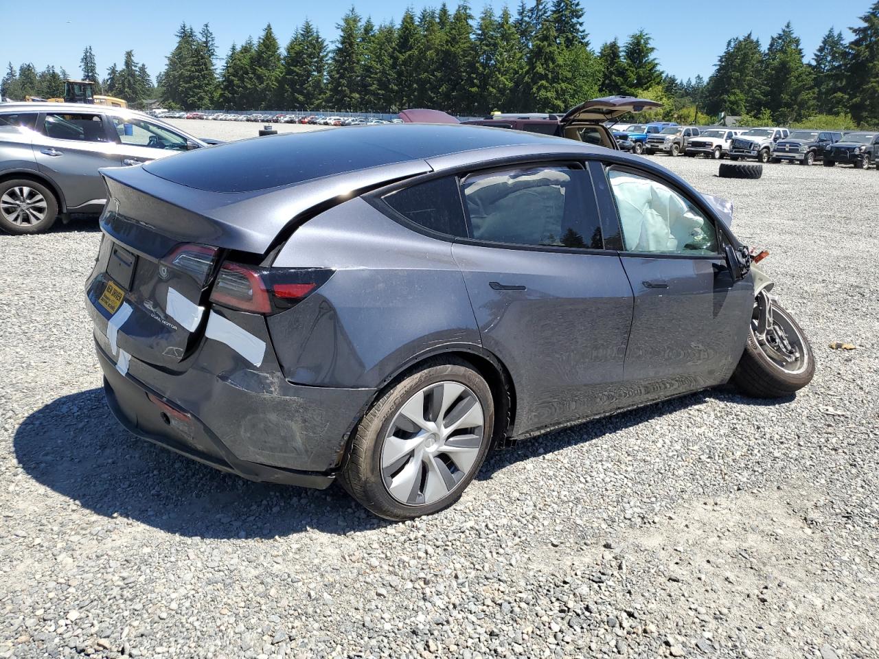 7SAYGDEE0PF935818 2023 Tesla Model Y