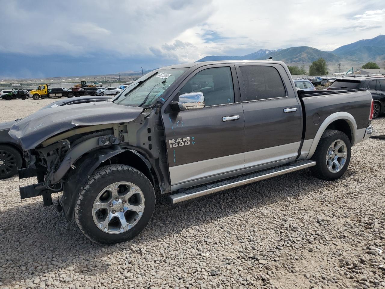 1C6RR7NT3ES290262 2014 Ram 1500 Laramie