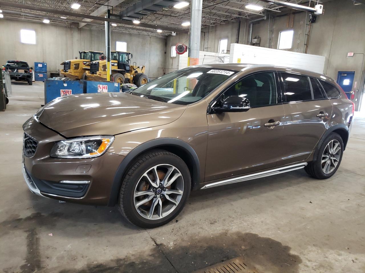 2018 Volvo V60 Cross Country Platinum vin: YV440MWM4J2048980