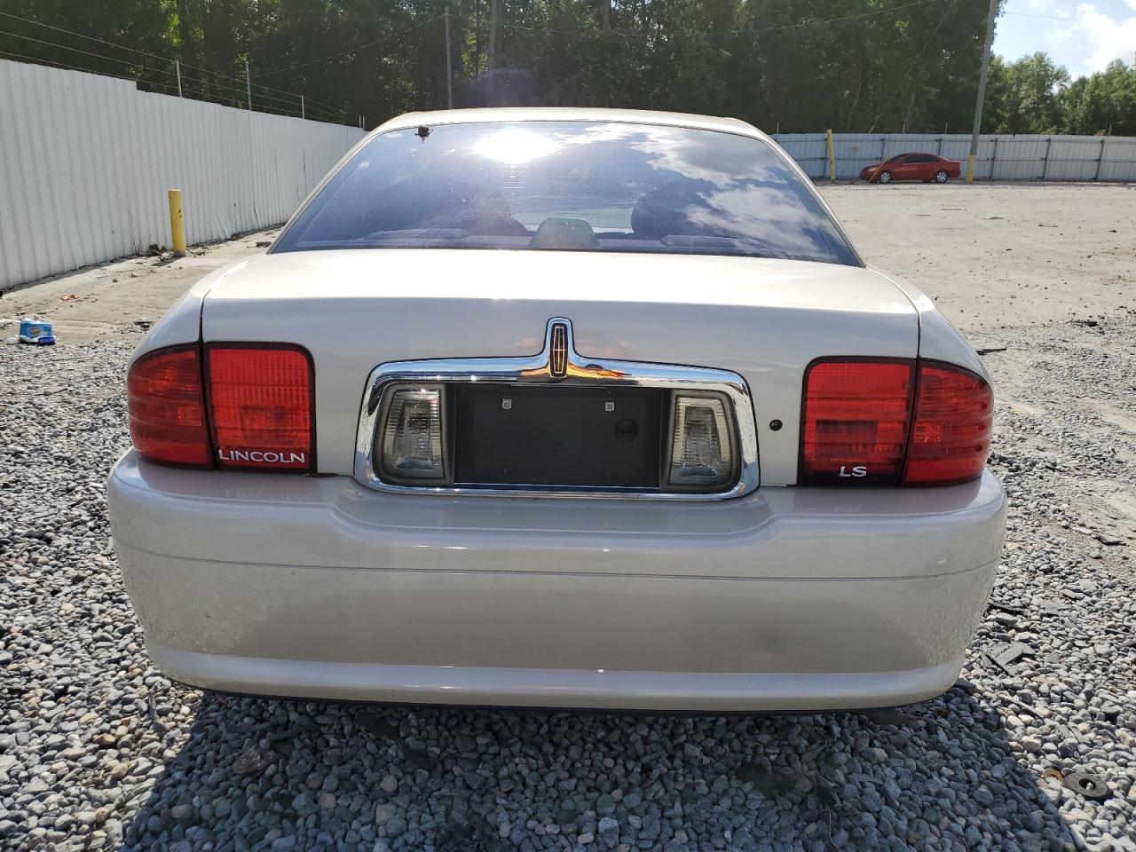 1LNHM87A1YY862169 2000 Lincoln Ls