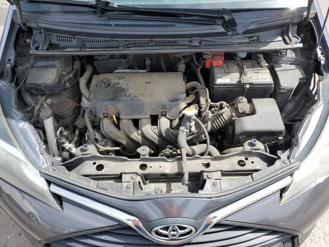 VNKKTUD30HA075435 2017 Toyota Yaris L