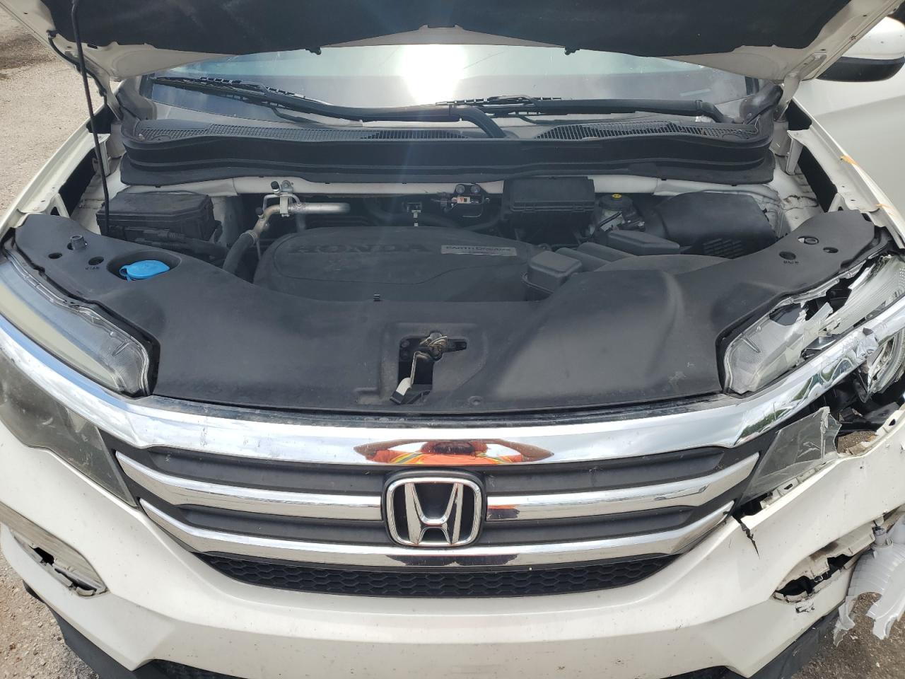 5FNYF5H36JB032807 2018 Honda Pilot Ex