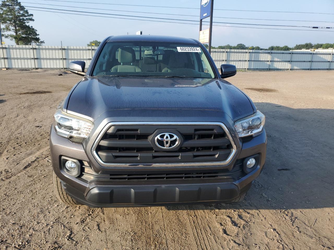 5TFAZ5CN7HX045552 TOYOTA TACOMA 2017
