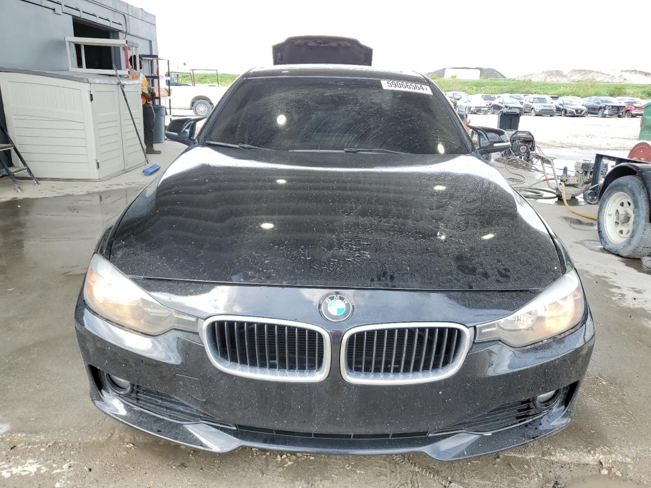 WBA3B1G56ENS79444 2014 BMW 320 I