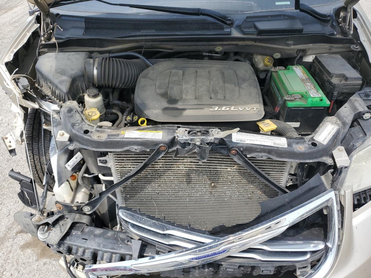 2C4RC1BG3CR386888 2012 Chrysler Town & Country Touring