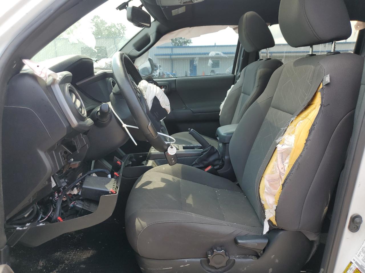 5TFBZ5DN6HX002727 2017 Toyota Tacoma Double Cab