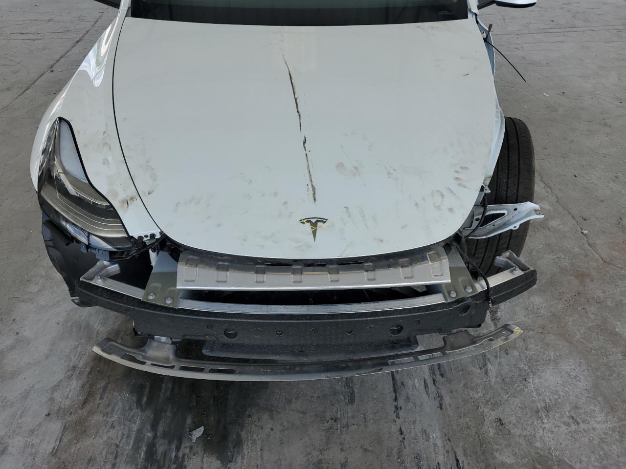 7SAYGDEE9NF428087 2022 Tesla Model Y