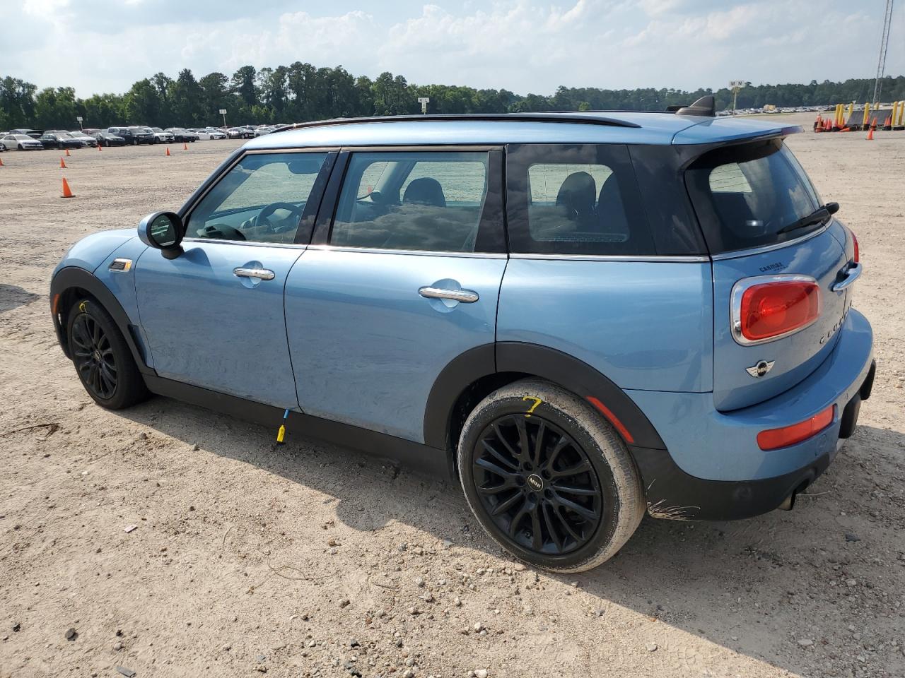 2016 Mini Cooper Clubman vin: WMWLN5C51G2E30363