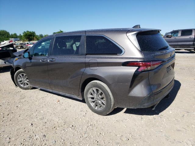 5TDYRKEC2NS132091 Toyota All Models SIENNA XLE 2