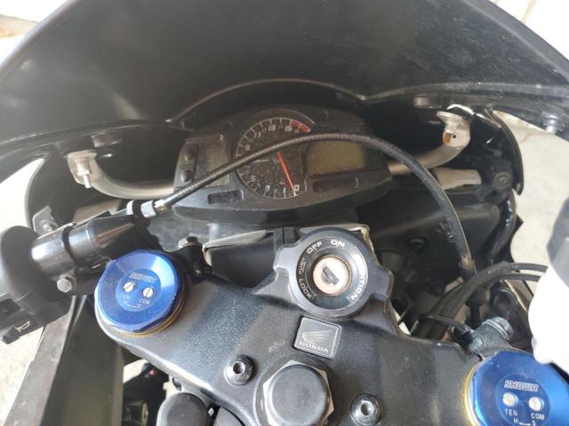 2018 HONDA CBR600 RR - JH2PC40J7JK400494